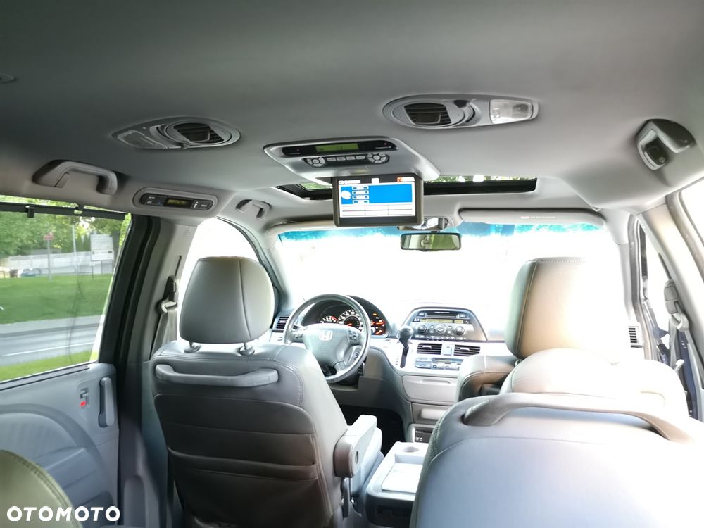 Honda Odyssey 3.5 LX - 13