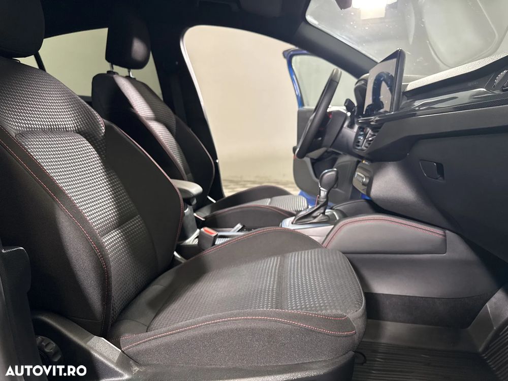 Ford Focus - 12
