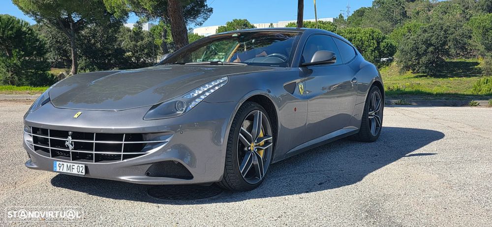 Ferrari FF 6.3 V12 - 1