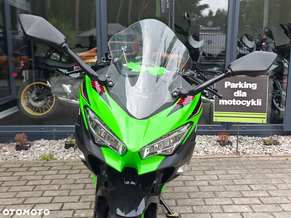 Kawasaki Ninja 400 - 4