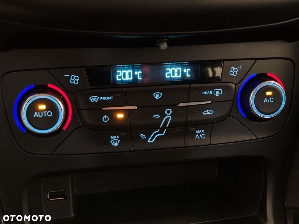 Ford Focus 1.6 Trend - 22