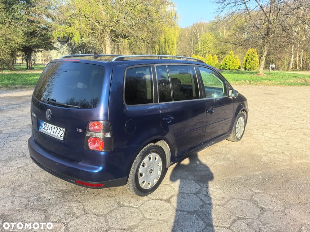 Volkswagen Touran 1.4 TSI STYLE - 5