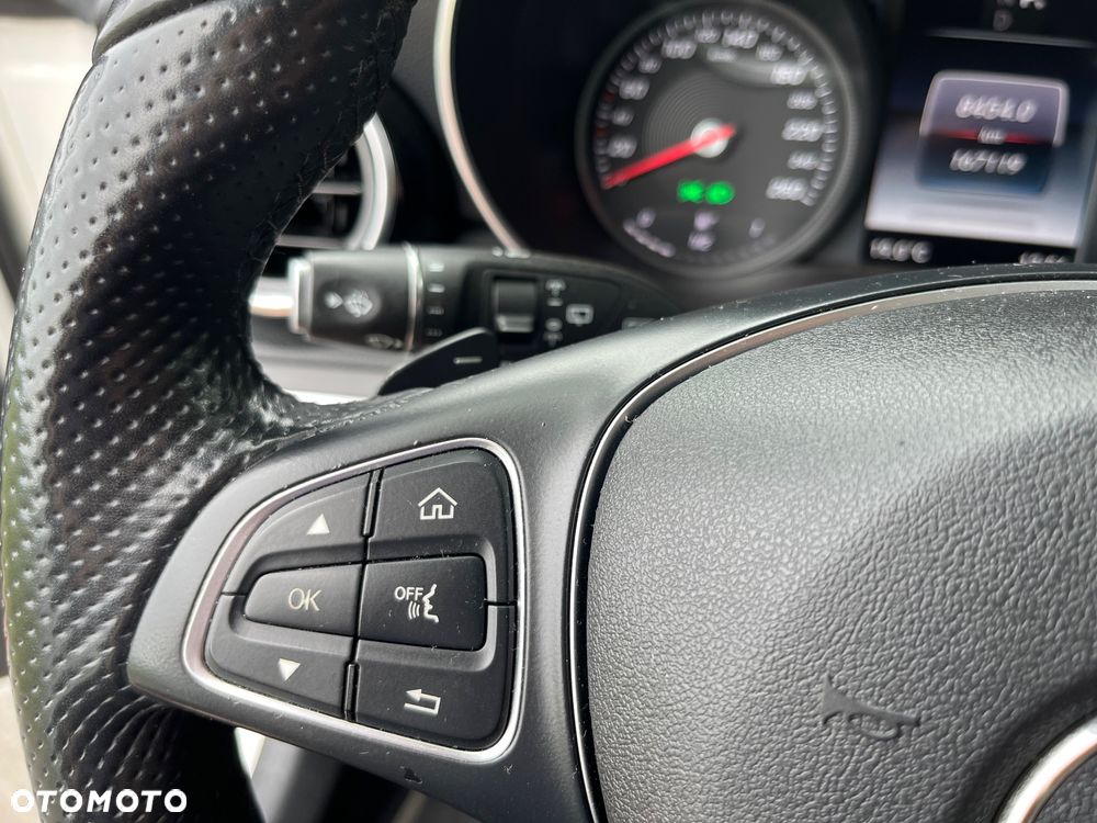 Mercedes-Benz Klasa C 200 d T 7G-TRONIC Avantgarde - 24