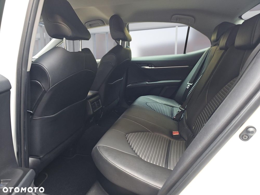 Toyota Camry 2.5 Hybrid Prestige CVT - 10