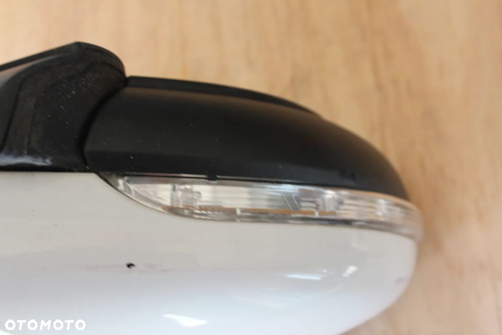 LUSTERKO PRAWE VW TOURAN II 1T LIFT 6 PIN 1T1857502AP 2014 LB9A EU - 9