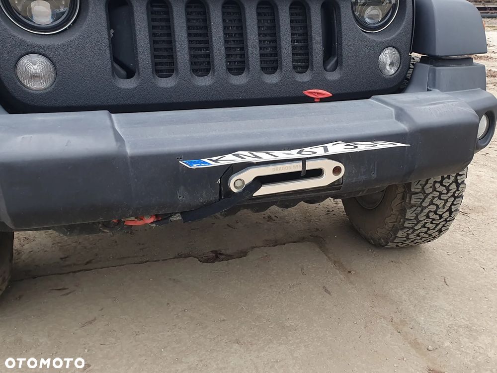 Jeep Wrangler 2.8 CRD Rubicon - 8