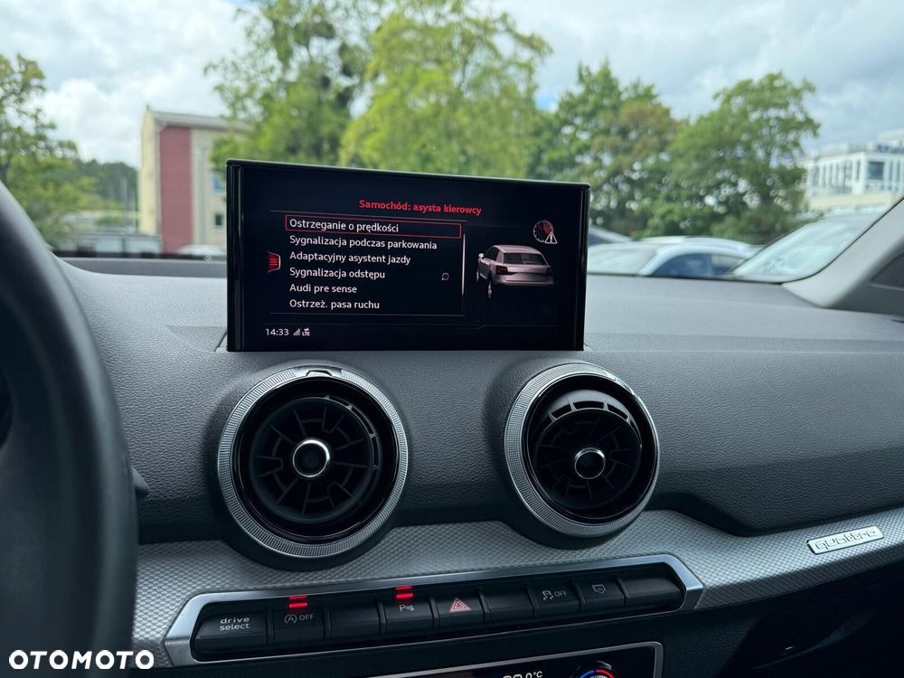 Audi Q2 - 25