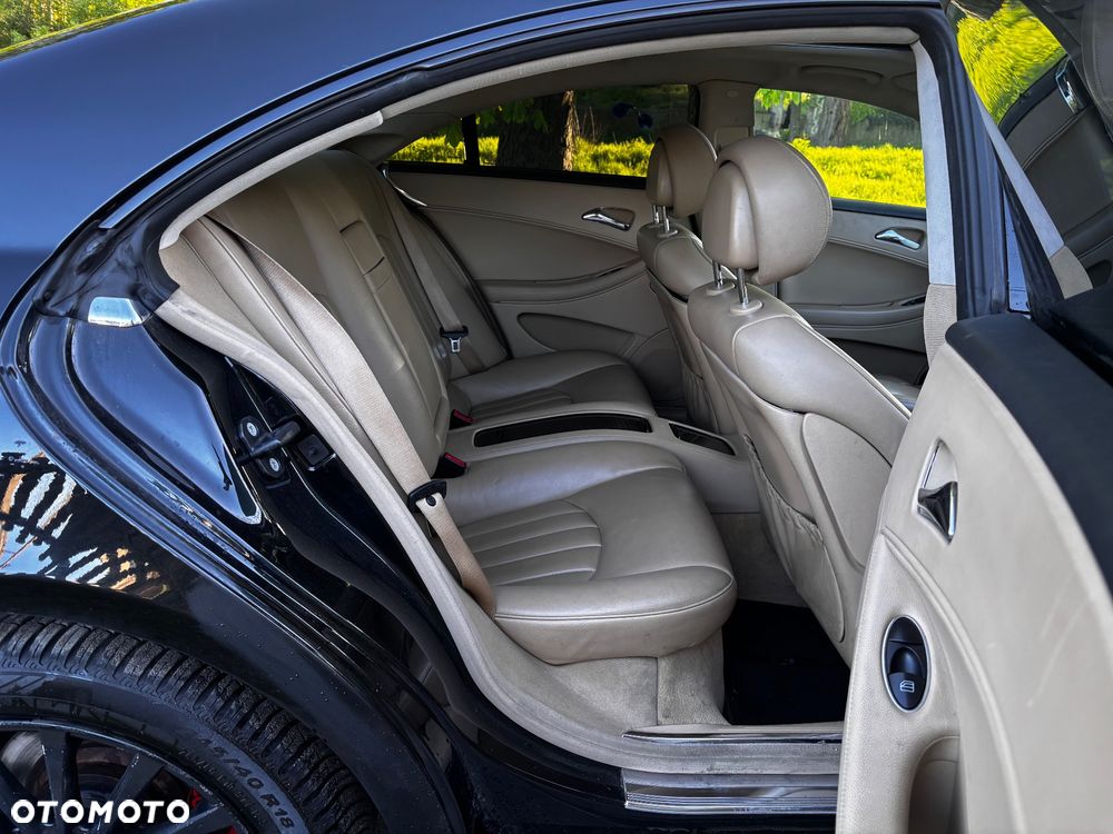 Mercedes-Benz CLS 350 CGI 7G-TRONIC - 11