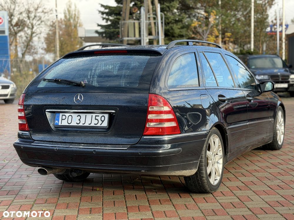 Mercedes-Benz C-Class 2003 photo 5