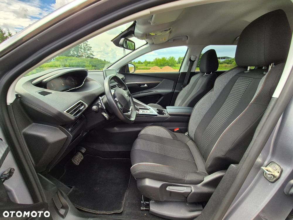 Peugeot 5008 PureTech 130 EAT8 Stop & Start Active - 28
