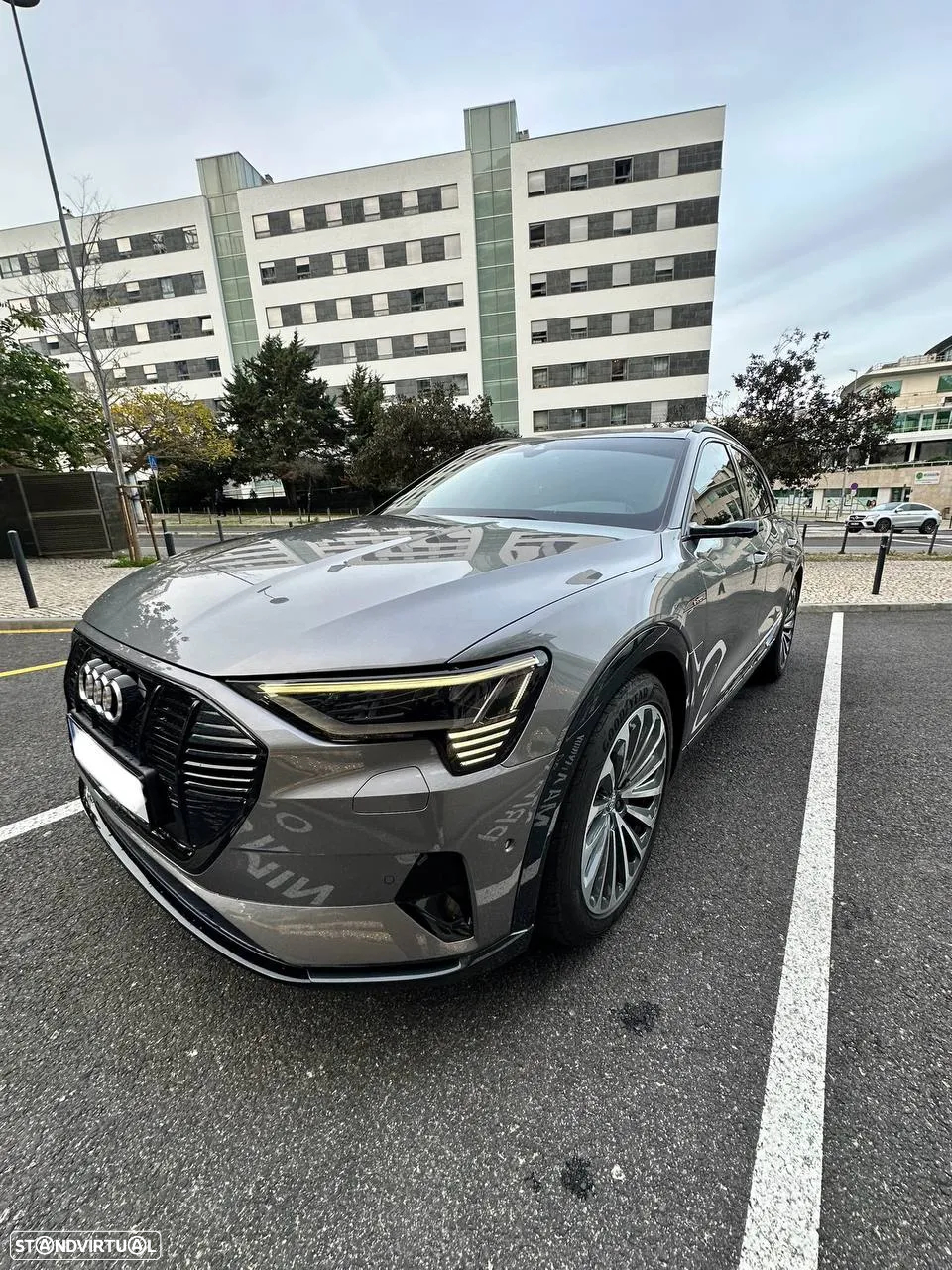 Audi e-tron 55 quattro S line - 8