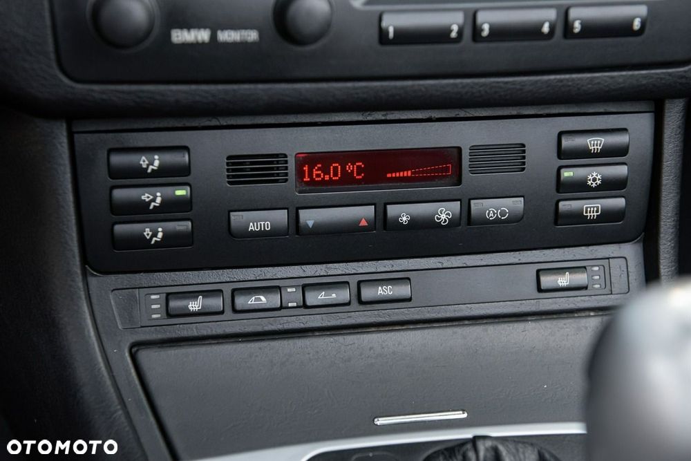 BMW Seria 3 330 Ci Edition Sport - 22
