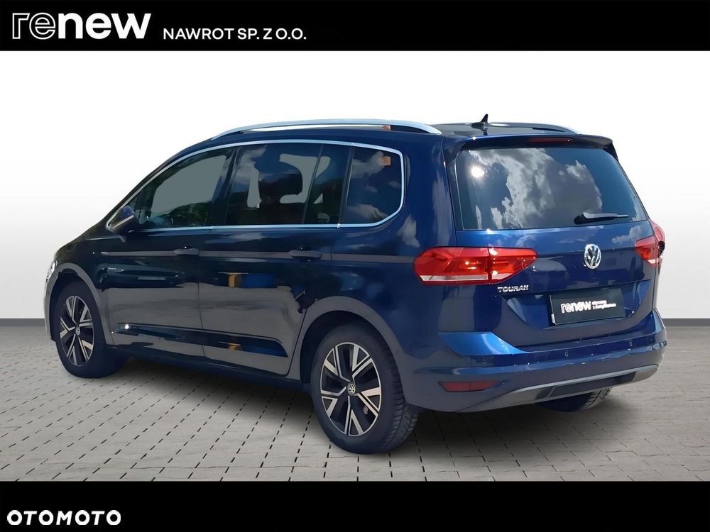 Volkswagen Touran - 3