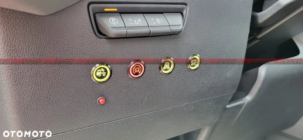 Renault MASTER LAWETA Pełny Lakier LUX Automat - 17