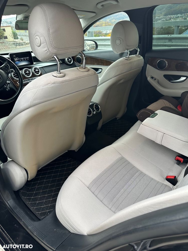 Mercedes-Benz C - 11