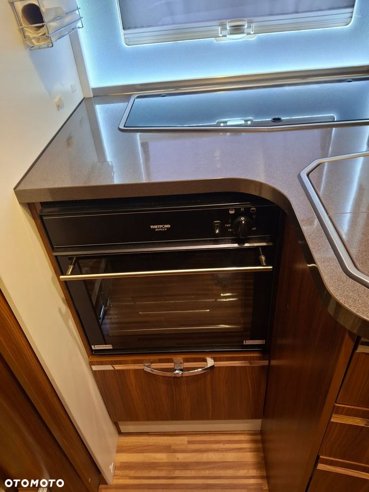 Adria Coral S6000SC Supreme - 18