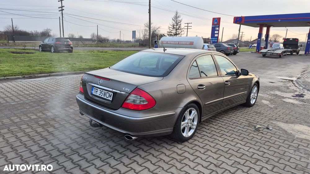 Mercedes-Benz E - 3
