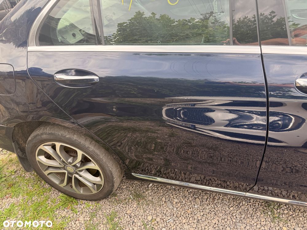 Drzwi prawe Mercedes C klasa W205 890 - 1