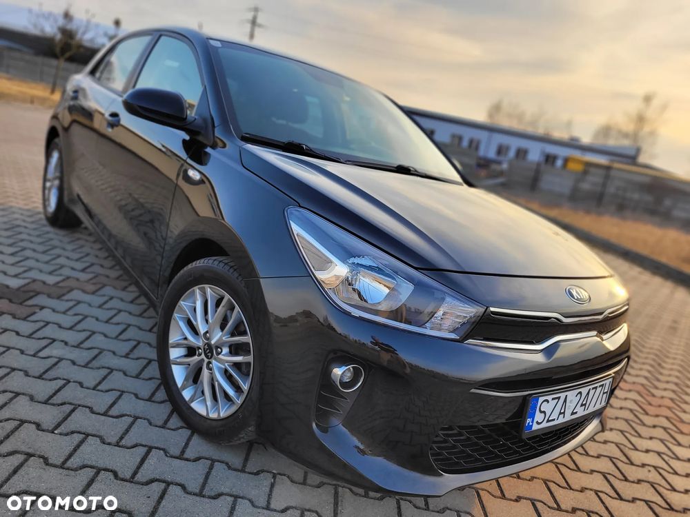 Kia Rio 1.2 XL Business Line - 40