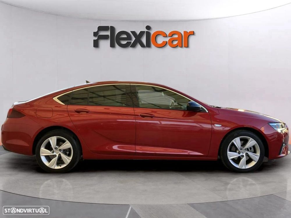 Opel Insignia Grand Sport - 2
