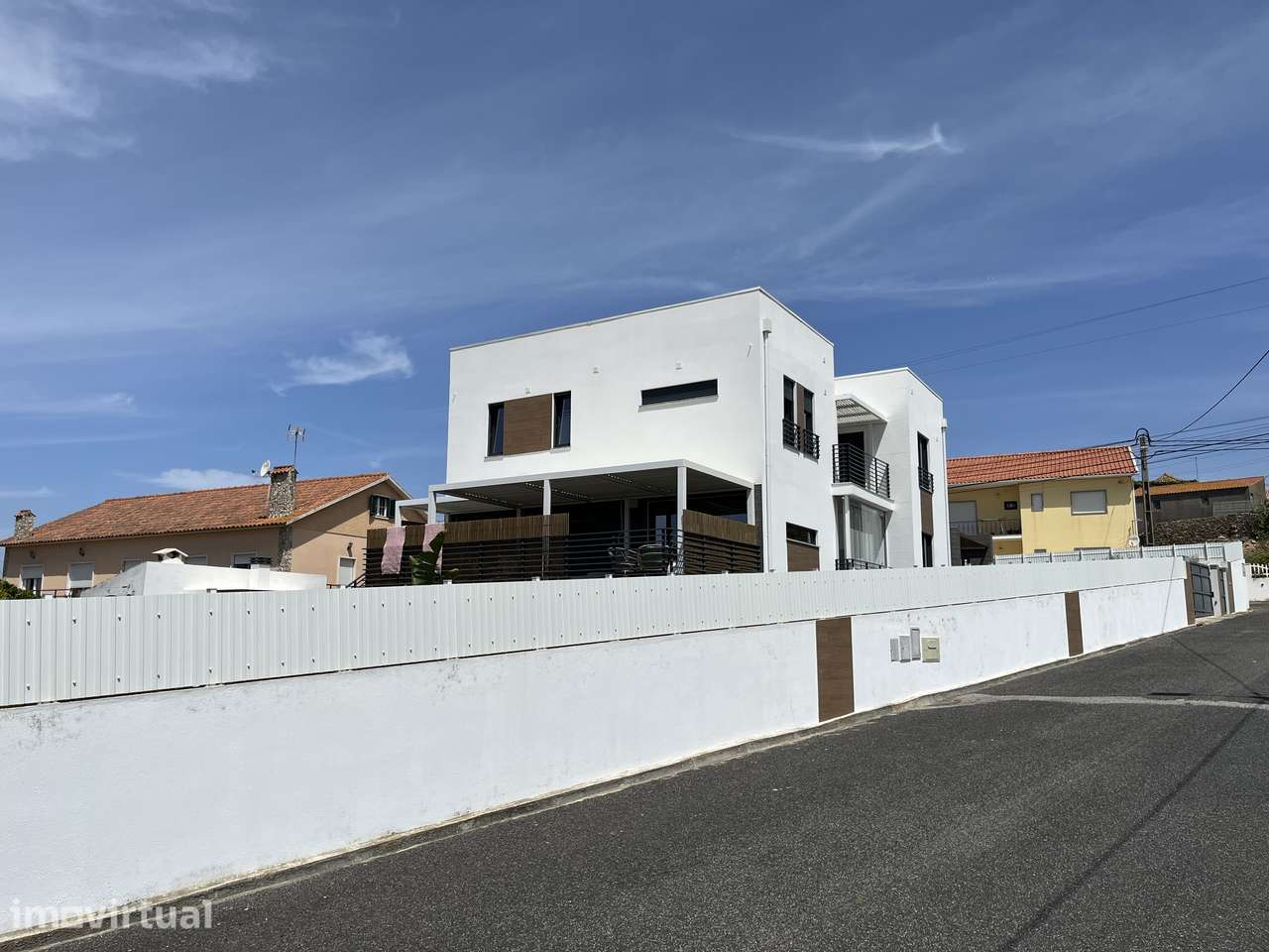Moradia T4 Independente | Lote de 971 m² | Vista Serra de Sintra | A+ - Grande imagem: 2/40