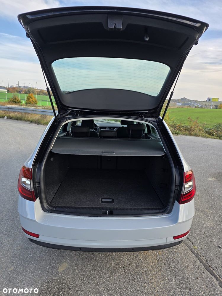 Toyota Avensis Touring Sports 1.8 Multidrive S Executive - 7