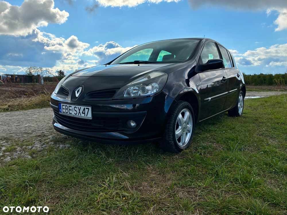 Renault Clio - 2