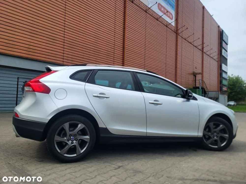 Volvo V40 D4 Summum - 17