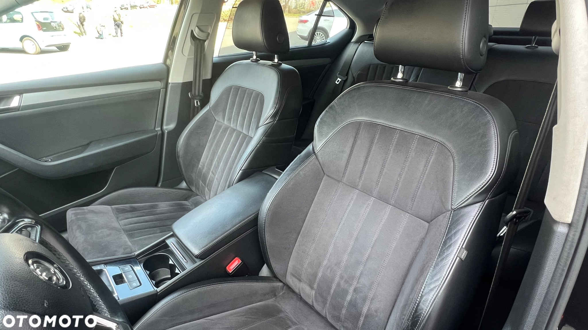 Skoda Superb 1.6 TDI Ambition - 5