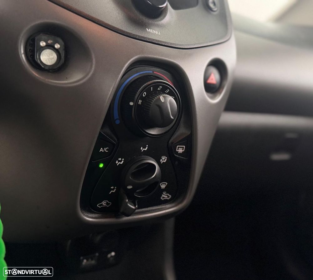 Peugeot 108 1.0 e-VTi Allure - 10