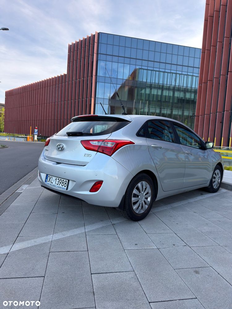 Hyundai i30 1.4 Classic + - 23