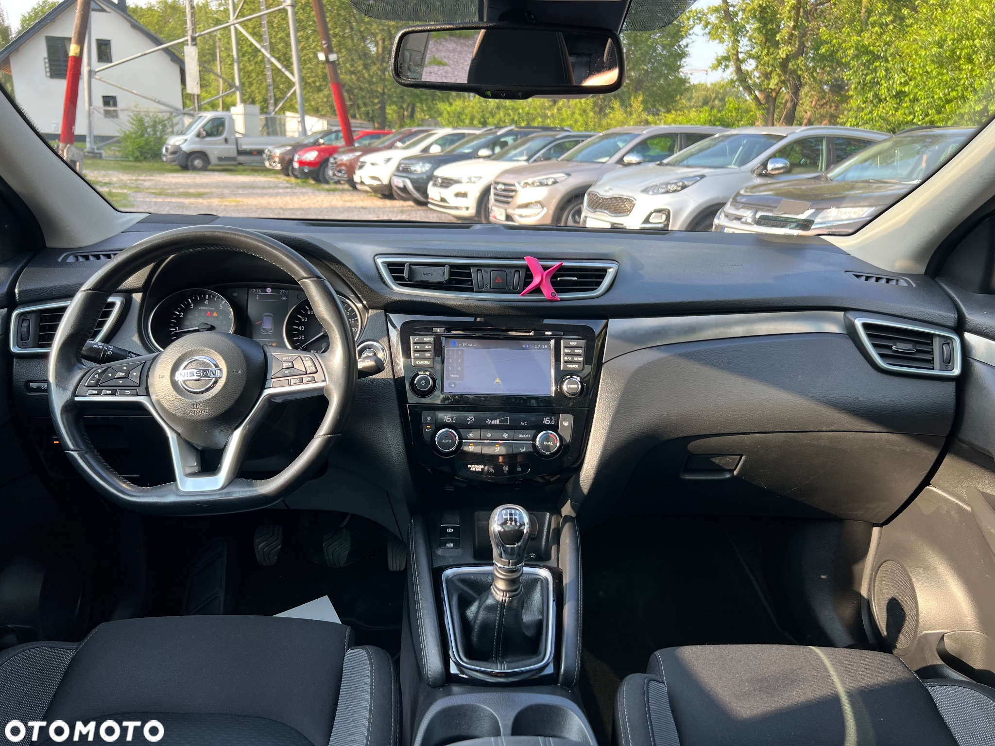 Nissan Qashqai 1.6 DIG-T N-Connecta - 11