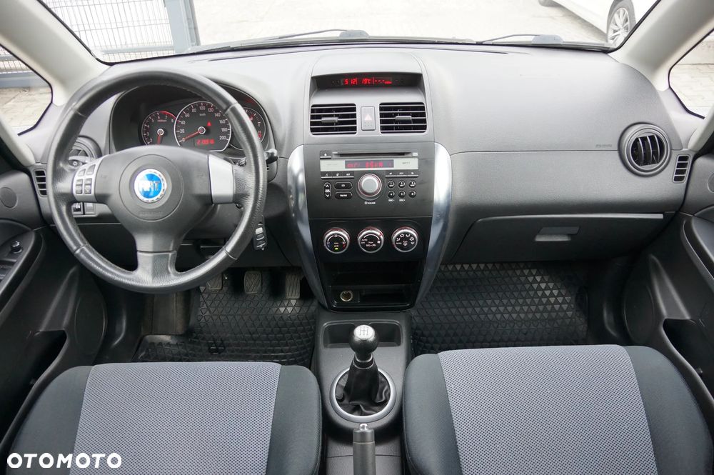 Fiat Sedici 1.6 16V 4x4 Dynamic - 10