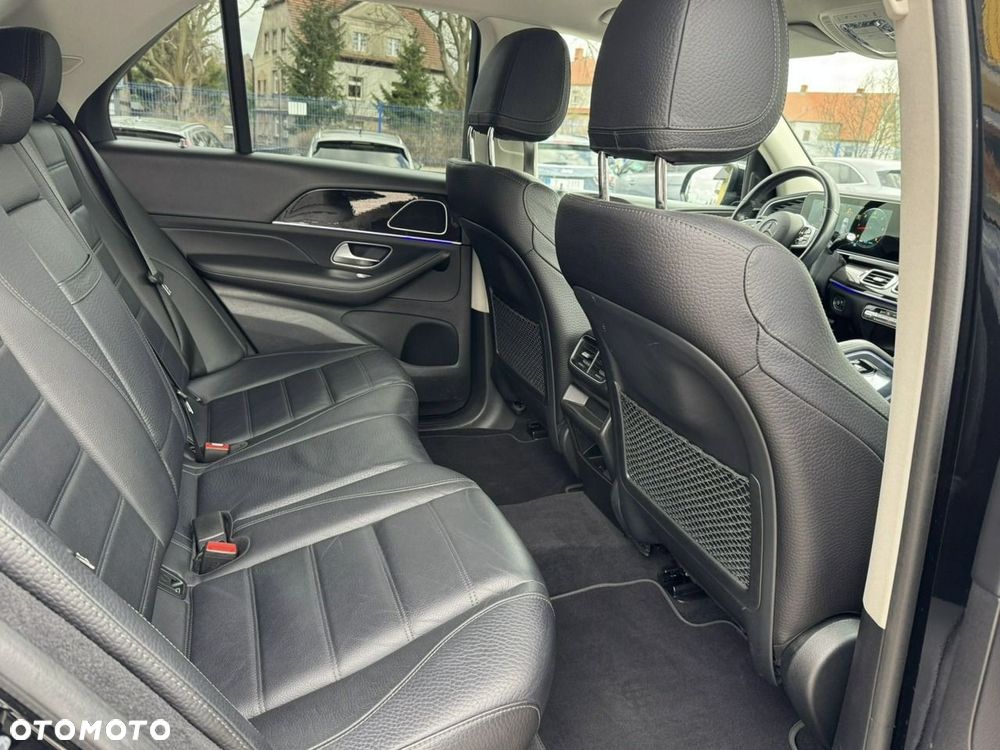 Mercedes-Benz GLE 300 d 4Matic 9G-TRONIC AMG Line - 12