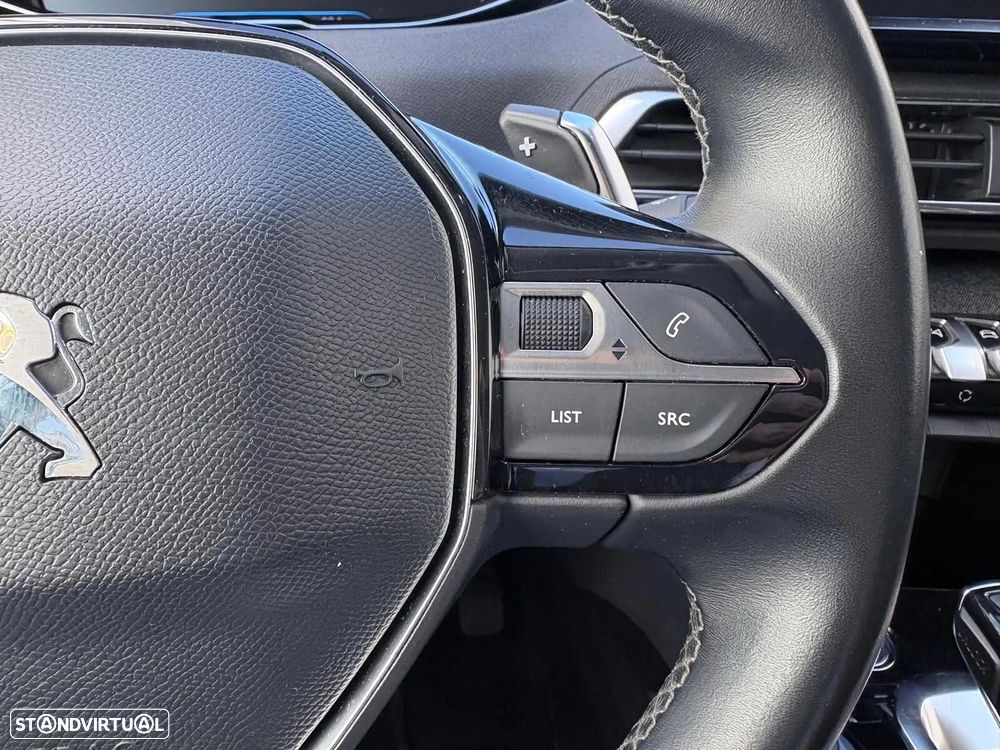 Peugeot 5008 1.2 PureTech Allure EAT8 - 37