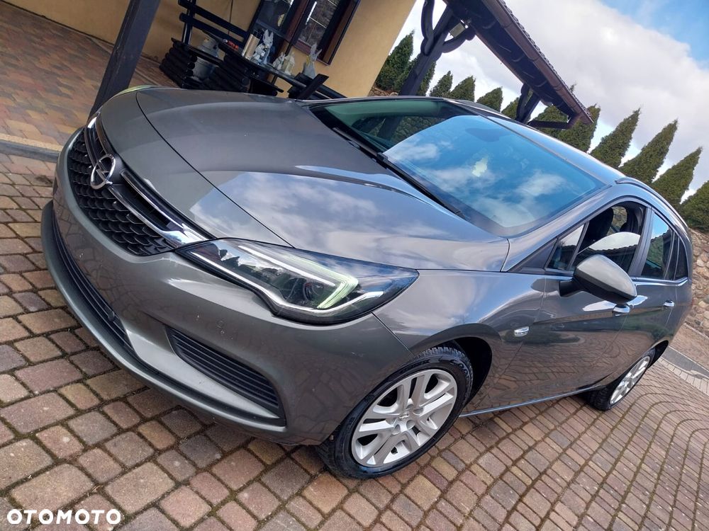 Opel Astra - 1