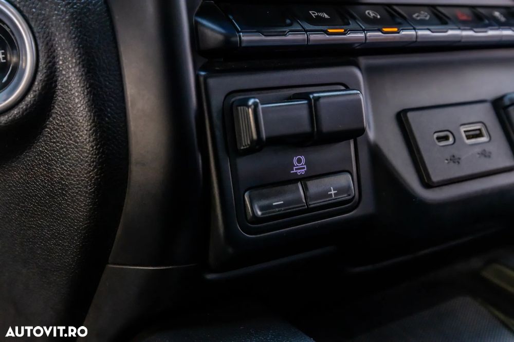 Chevrolet Silverado - 25