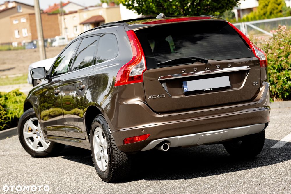 Volvo XC 60 D3 Drive-E Momentum - 12