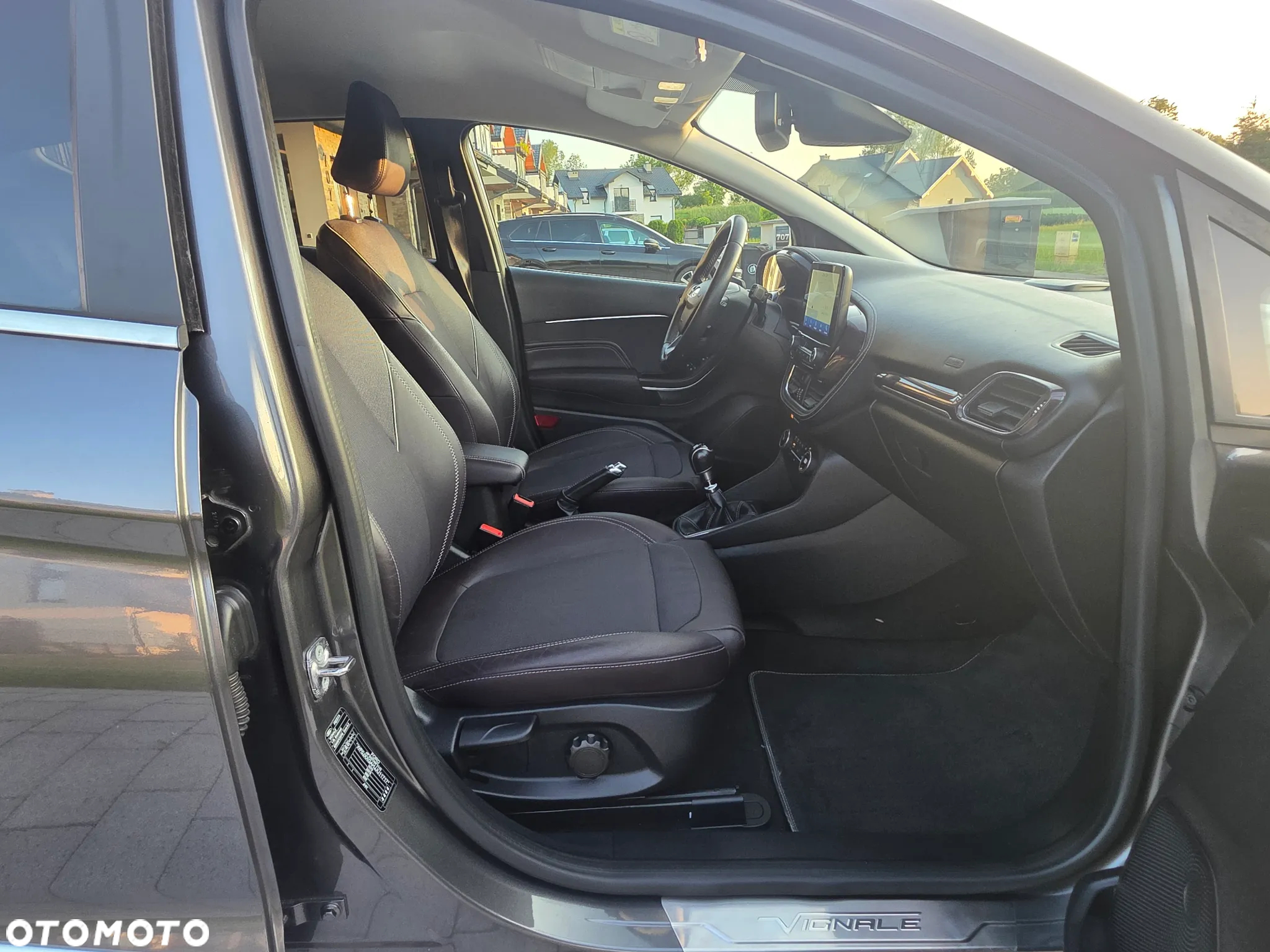 Ford Fiesta 1.0 EcoBoost S&S VIGNALE - 18
