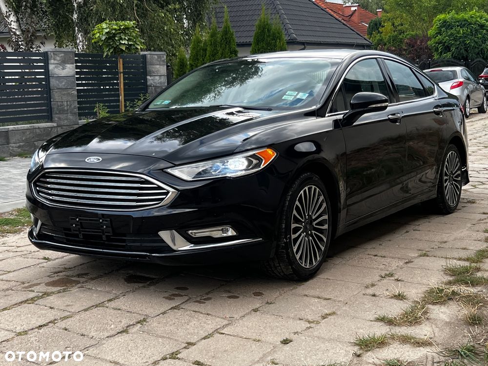 Ford Fusion 2.0 EcoBoost Titanium - 17