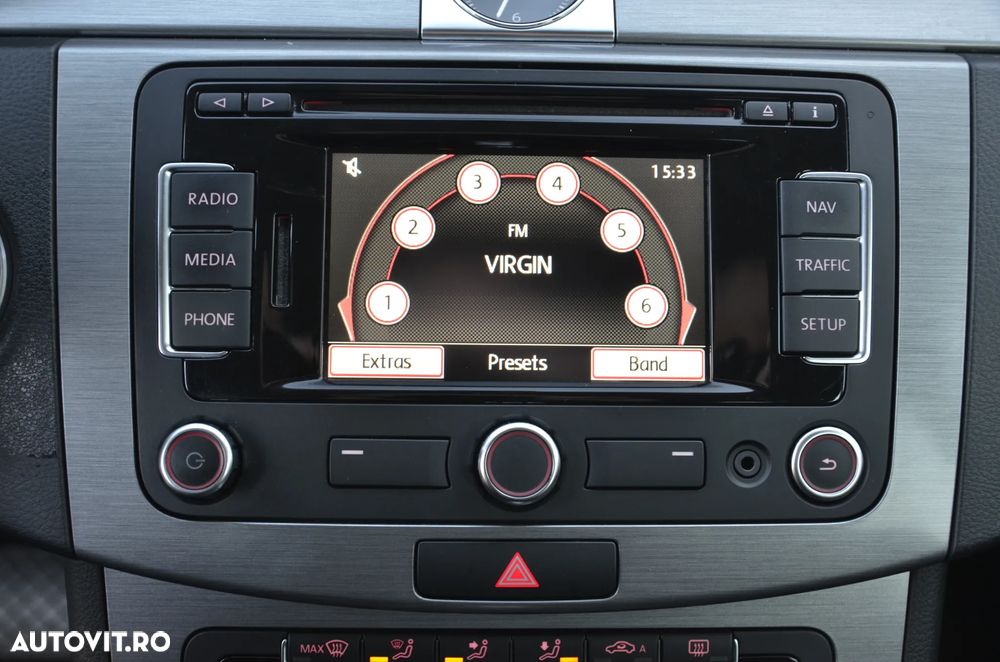Volkswagen Passat 1.4 TSI Comfortline DSG - 34