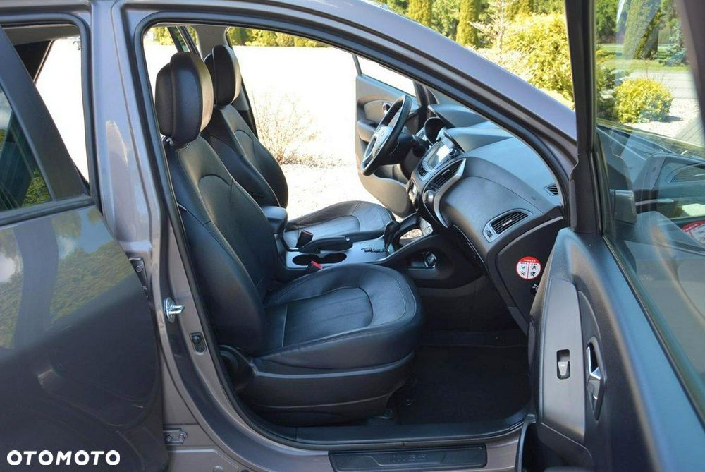 Hyundai ix35 2.0 CRDi 4WD Automatik Premium - 16