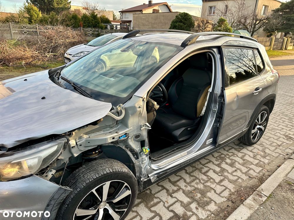 Peugeot 2008 PureTech 130 Stop&Start GT-Line Edition - 9