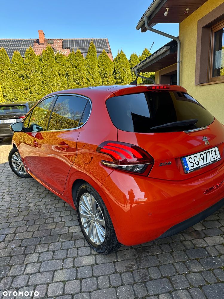 Peugeot 208 1.2 PureTech Allure - 9