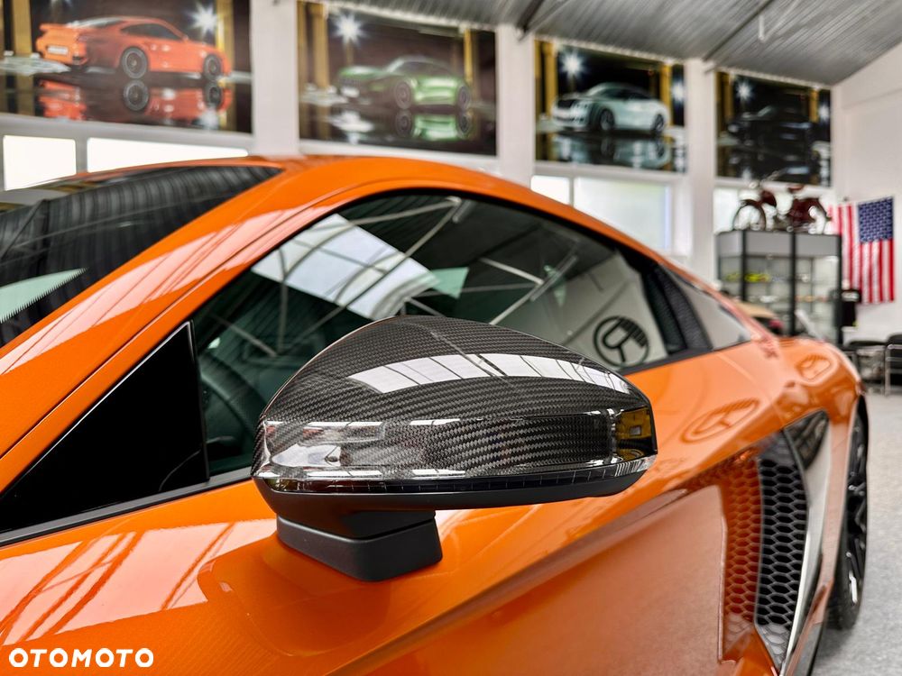 Audi R8 Coupé V10 RWD Performance - 13