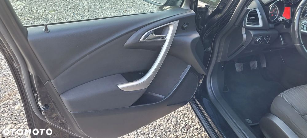 Opel Astra 1.4 ecoFLEX - 12