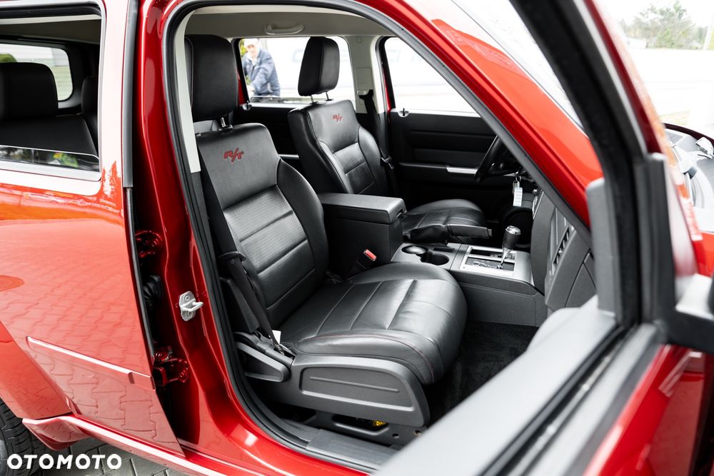 Dodge Nitro 2.8 CRD DPF Automatik R/T - 24