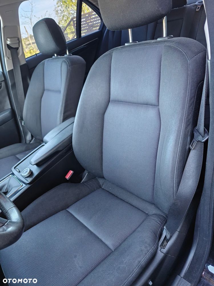 Mercedes-Benz Klasa C 180 Kompressor Classic - 10