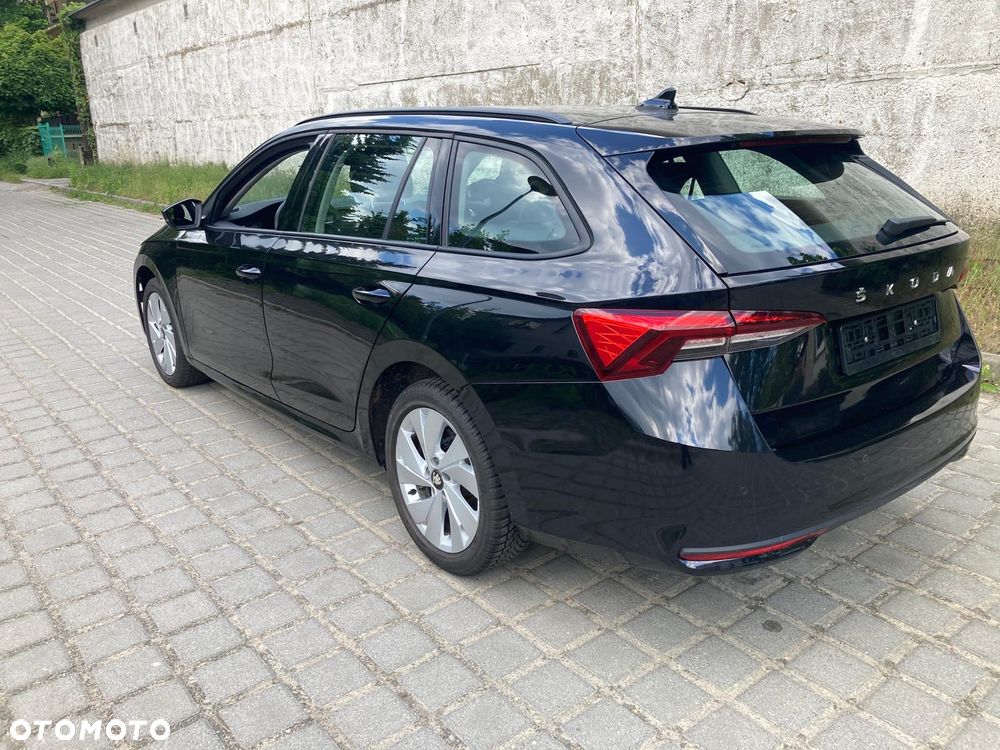 Skoda Octavia 1.5 TSI Selection - 4