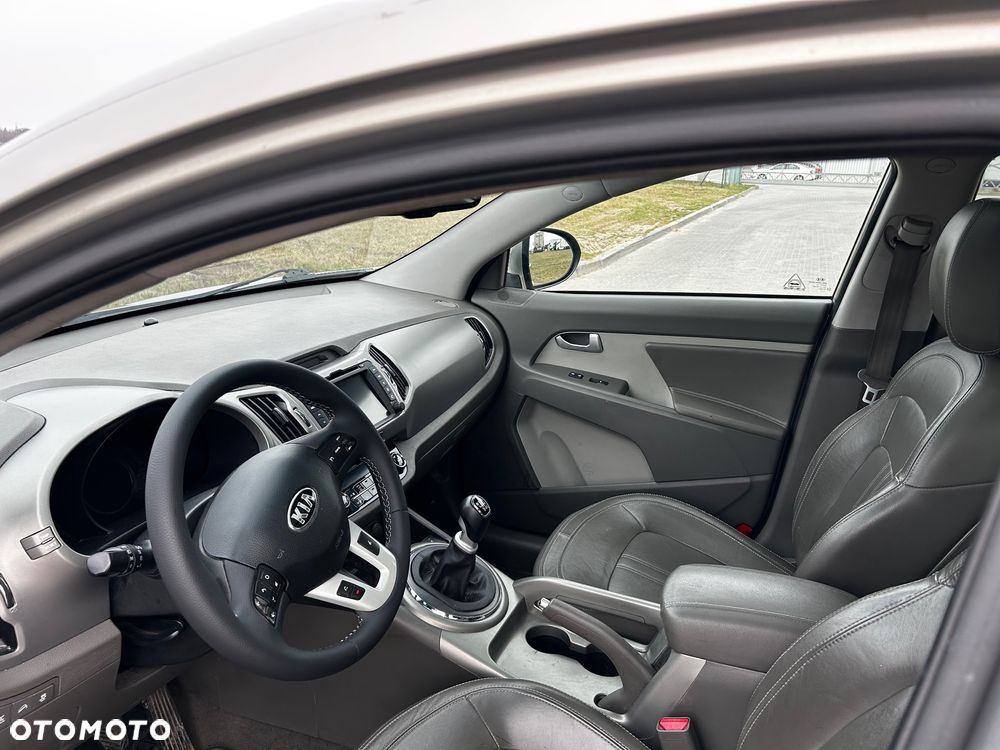 Kia Sportage 2.0 CRDI L AWD - 10